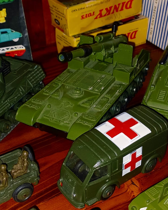 Grande collezione oltre 50 Dinky Toys originali