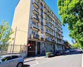 MAGAZZINO A TORINO