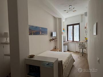 Monolocale Napoli centro Toledo