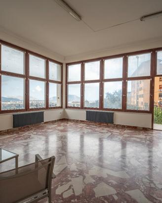 Villaciambra 6 vani frazionabile con giardino