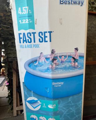 piscina gonfiabile