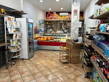 Attività di Salumeria/Panineria/Mini market