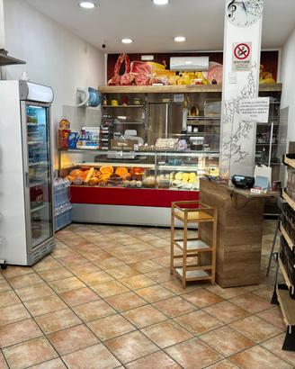 Attività di Salumeria/Panineria/Mini market