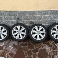 pneumatici con cerchi lega Audi originali