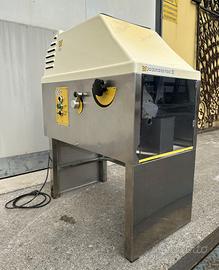 Porzionatrice-spezzatrice da 32 lt per pane-pizza