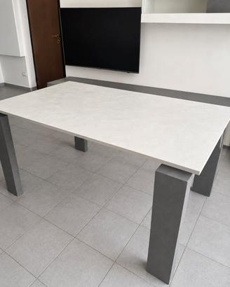 Meraviglioso Tavolo Allungabile