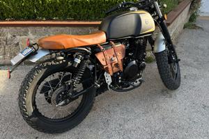 Moto Cafè Racer | MUTT AKITA 250cc
