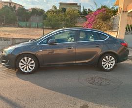 OPEL Astra 4ª serie - 2014