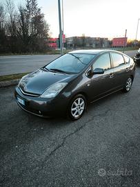 Toyota Prius Hybrid+GPL