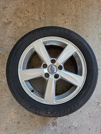 Cerchio 16 pollici Volvo V40.