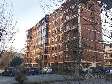 Appartamento di 90 m² con 4 locali e box auto a As