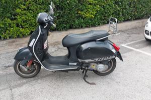Vespa 300 gts 2011