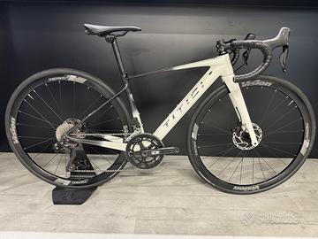 TITTICI Carbon tg. 44 Bianco/Nera