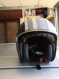 casco con visiera estraibile