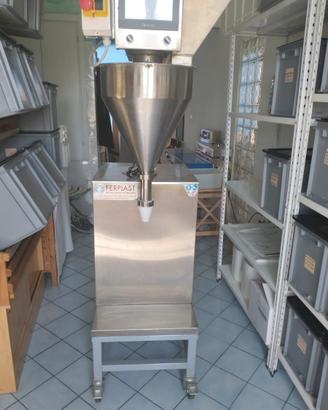 Dosatore a coclea ferplast mod flg 500