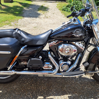 HD Road Kingston classic FLHRCI black