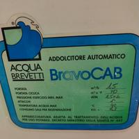 Addolcitore a sale automatico