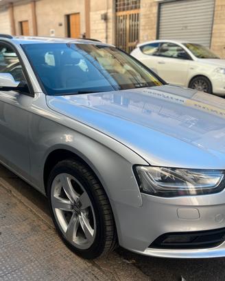 Audi A4 Avant 2.0 tdi Business 177cv PDC/LED. PERF