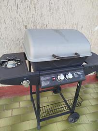 Barbecue da giardino o terrazzo