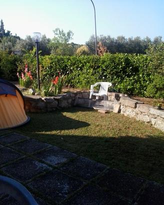 Fossacesia paese con giardino