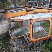 Cabina trattore agricolo e motocoltivatore