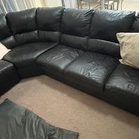 Divano in vera pelle nero