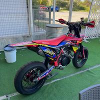 Honda CRF 450 motard pista