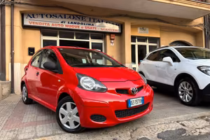 Toyota Aygo 1.0 12V 5 porte - 2010