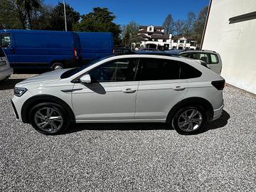 Volkswagen Taigo 1.0 TSI 110 CV DSG R-Line