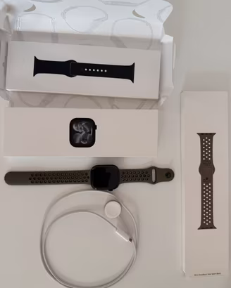 Apple Watch Series 11 GPS+Cellular (cassa 46mm al)