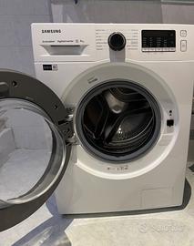 Samsung WW80AGAS21AE/ET lavatrice 8kg Classe E