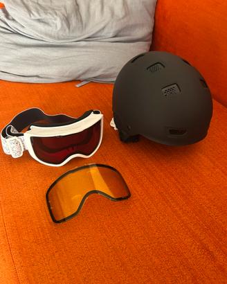 Casco e maschera snowboard