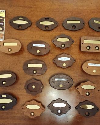 Targhe da porta Old West  in legno con pulsante