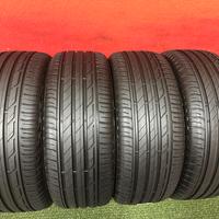 215 55 17 Gomme Est 2019 85% Bridgestone 215 55R17