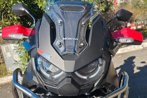 Honda Africa Twin CRF1100L 2023 nera-rossa manuale