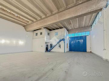 CAPANNONE A CASSINA DE' PECCHI