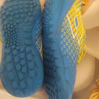 scarpe calcetto e palestra
