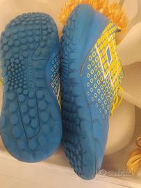 scarpe calcetto e palestra