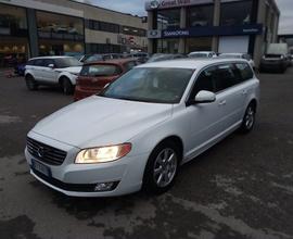 VOLVO V70 (2007-2016) V70 D2 Business