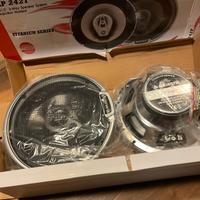 Speaker auto