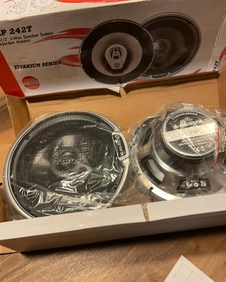 Speaker auto