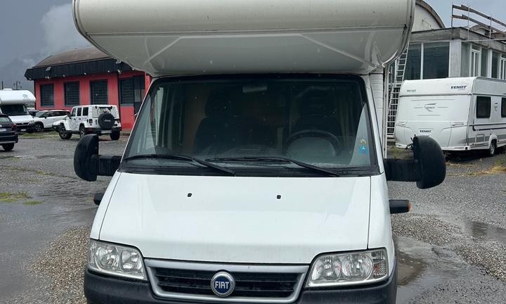 739 MCLOUIS MANSARDATO del 2005 in saldo