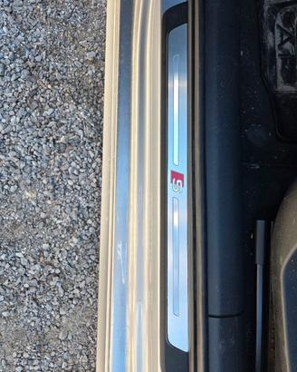 battitacco sx audi A3 sline non illuminato 