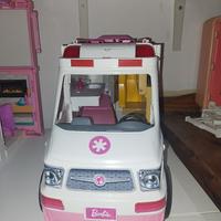 ambulanza barbie