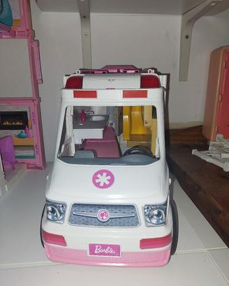 ambulanza barbie