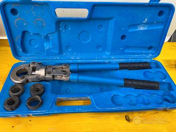PRESSATRICE MANUALE TH 16-20-26-32 PER MULTISTRATO