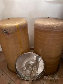 Contenitore vino in resina