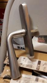 Maniglie per finestre