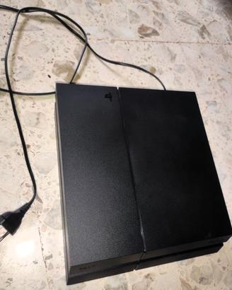 Playstation 4 più accessori