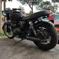 Triumph Bonneville T100 Total Black